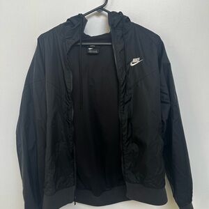 Nike Black Windbreaker Jacket Lightweight Athletic Style